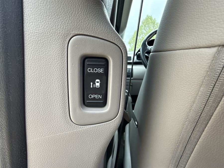 2017 Honda Odyssey EX-L photo