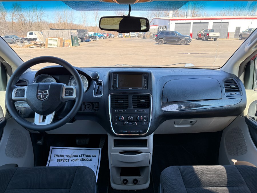 2014 Dodge Grand Caravan SE photo