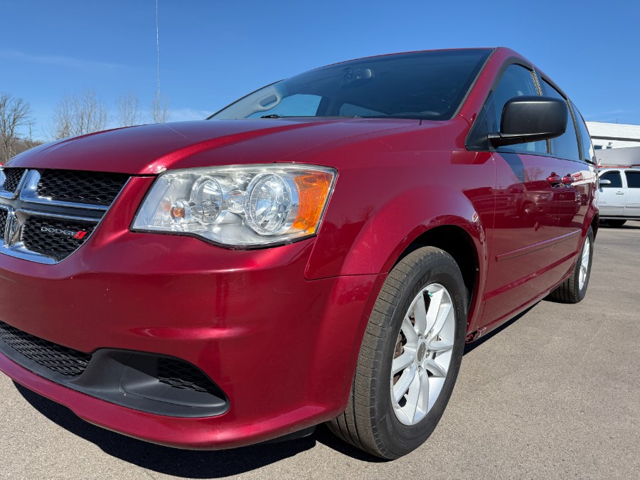 2014 Dodge Grand Caravan SE photo