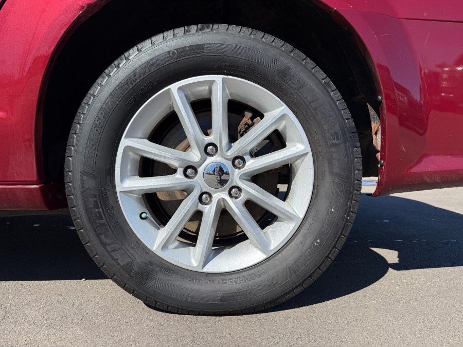 2014 Dodge Grand Caravan SE photo