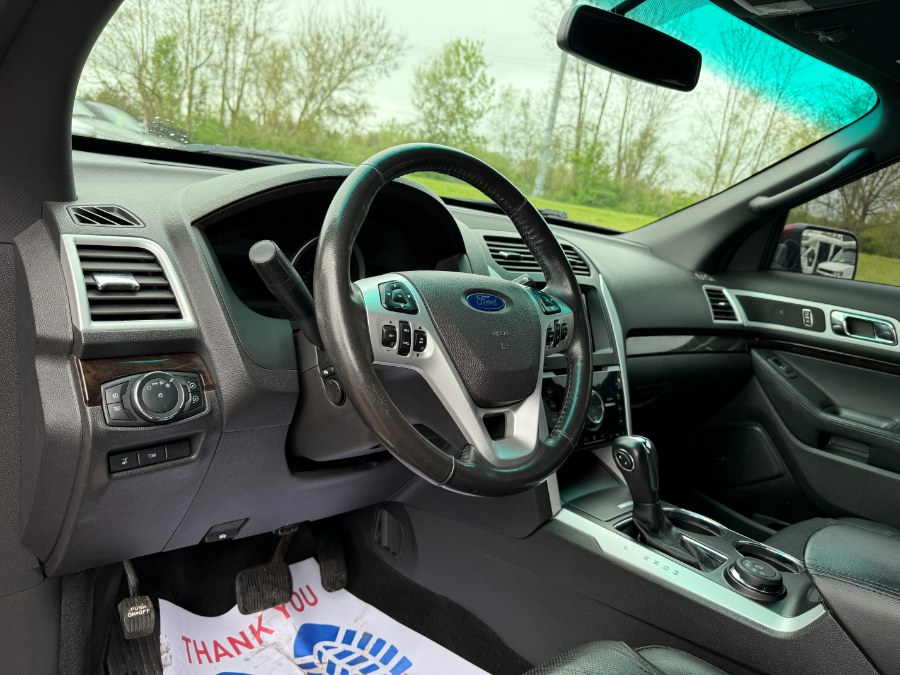 2013 Ford Explorer Limited photo