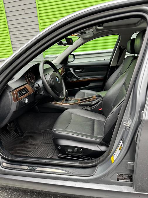 2010 BMW MDX 328i xDrive photo