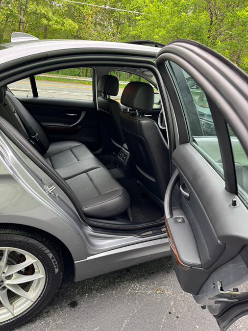2010 BMW MDX 328i xDrive photo