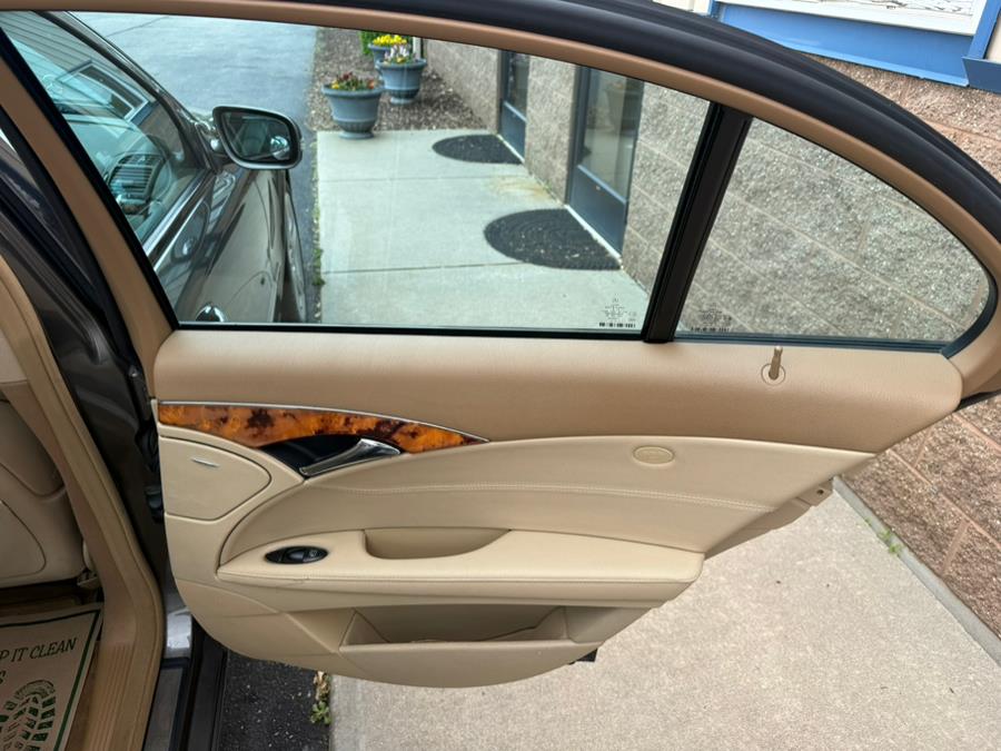 2009 Mercedes-Benz E-Class E350 photo