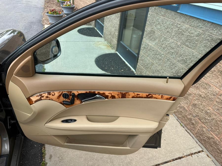 2009 Mercedes-Benz E-Class E350 photo
