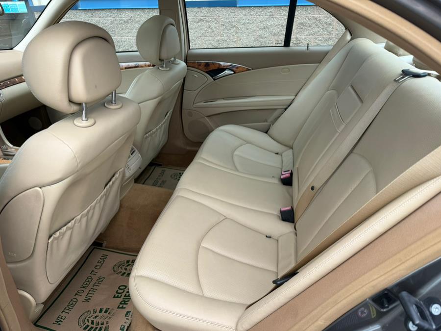 2009 Mercedes-Benz E-Class E350 photo