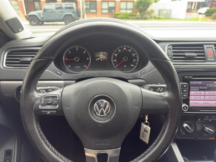 2013 Volkswagen Jetta TDI photo