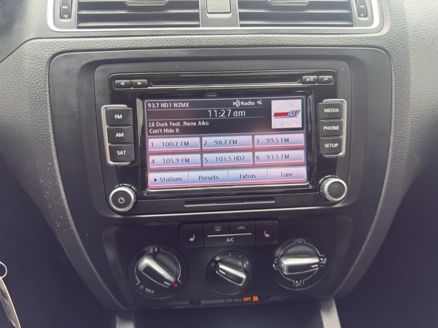 2013 Volkswagen Jetta TDI photo