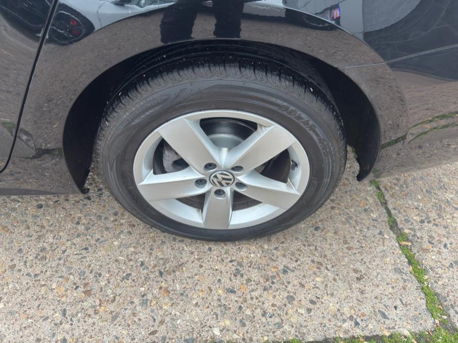 2013 Volkswagen Jetta TDI photo