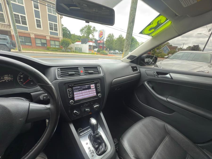 2013 Volkswagen Jetta TDI photo