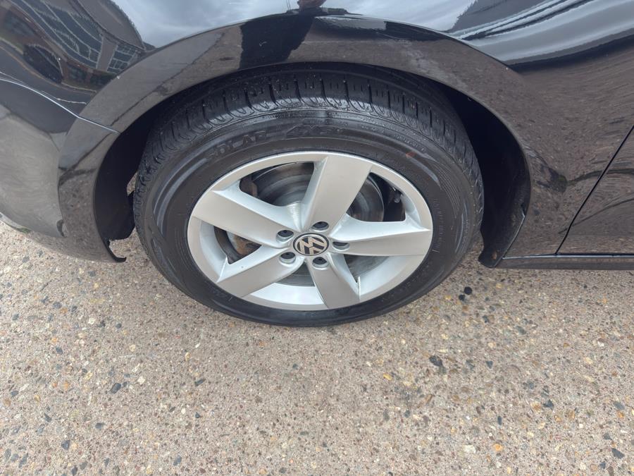 2013 Volkswagen Jetta TDI photo