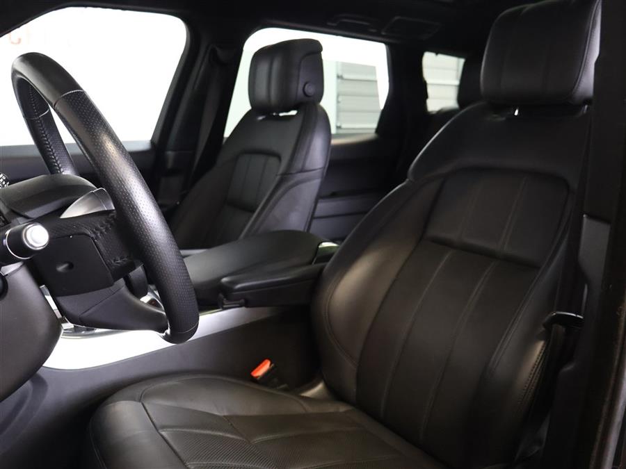 2019 Land Rover Range Rover Sport HSE photo