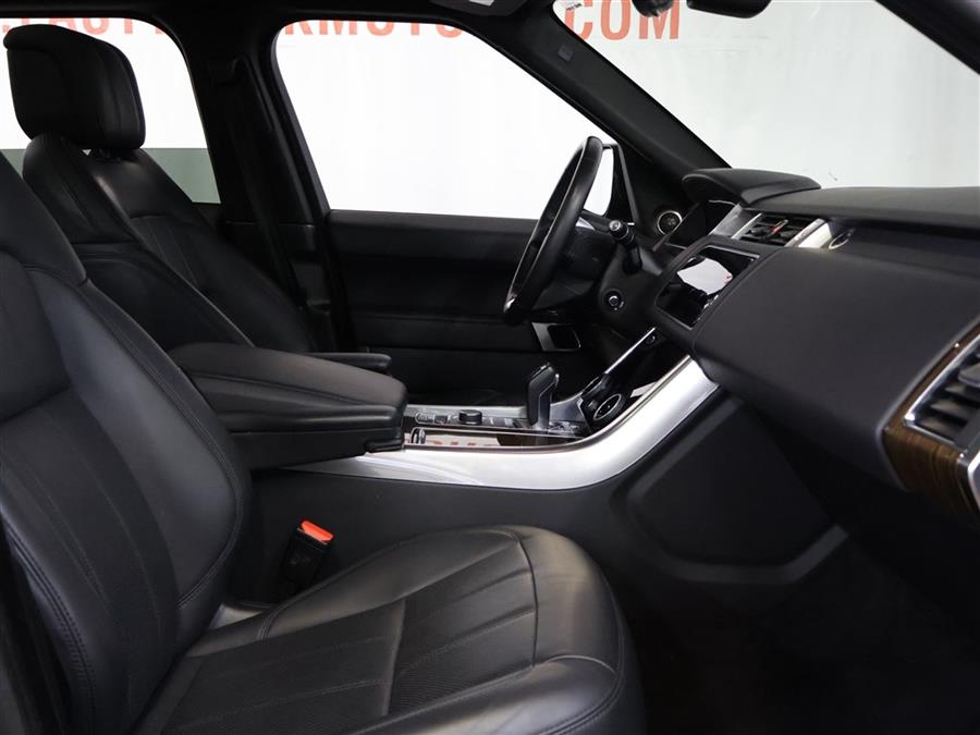 2019 Land Rover Range Rover Sport HSE photo