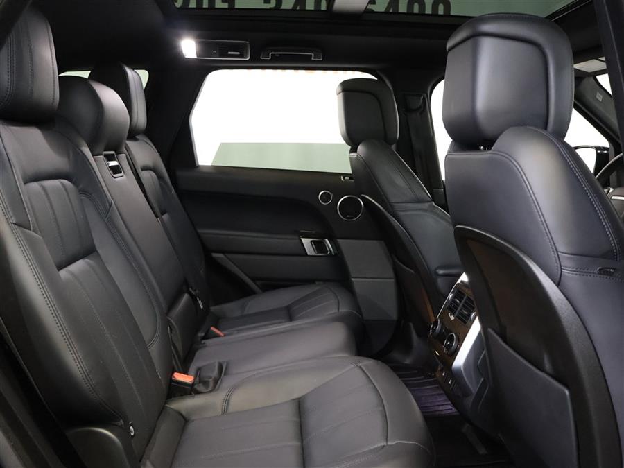 2019 Land Rover Range Rover Sport HSE photo