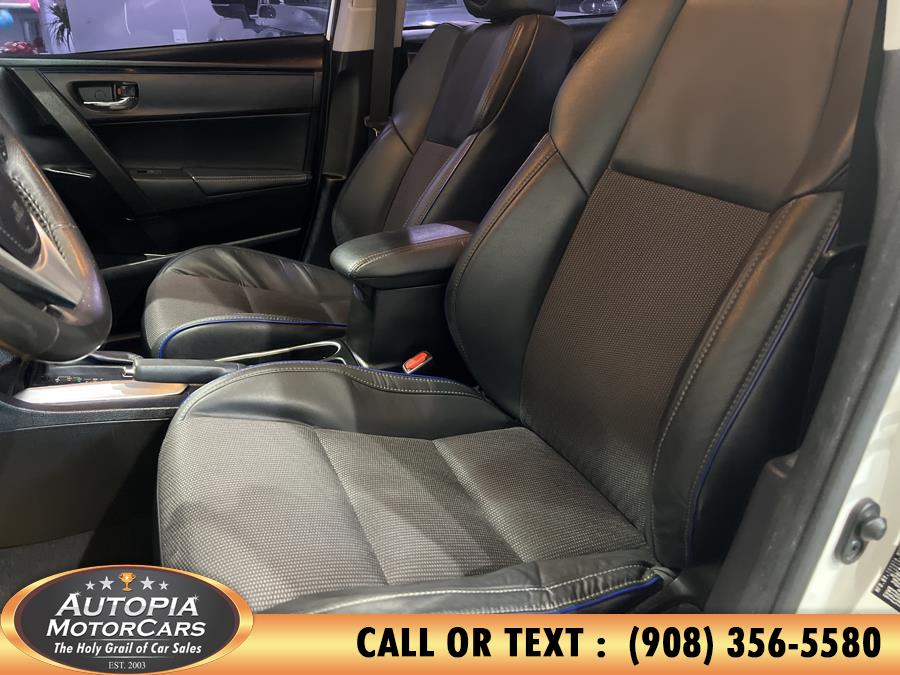 2017 Toyota Corolla SE photo