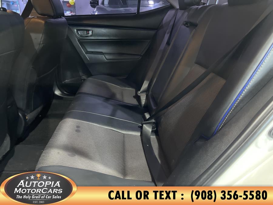 2017 Toyota Corolla SE photo