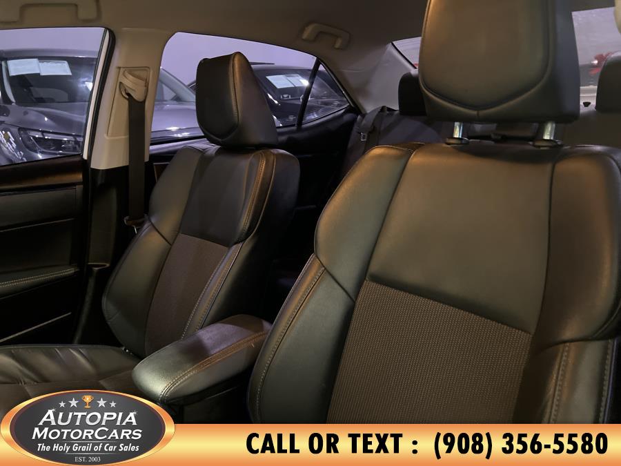 2017 Toyota Corolla SE photo