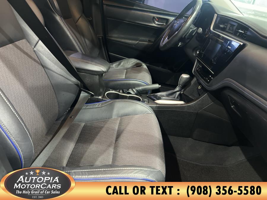 2017 Toyota Corolla SE photo