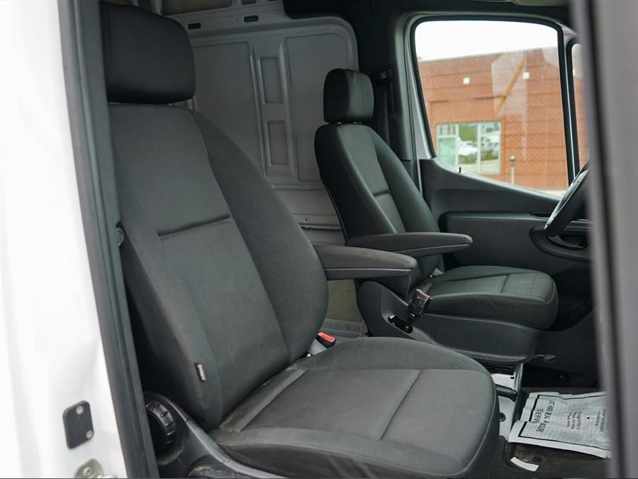 2023 Mercedes-Benz Sprinter 2500 Cargo 170 WB photo