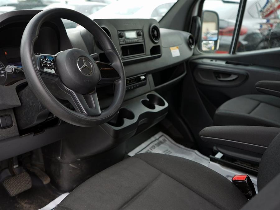 2023 Mercedes-Benz Sprinter 2500 Cargo 170 WB photo