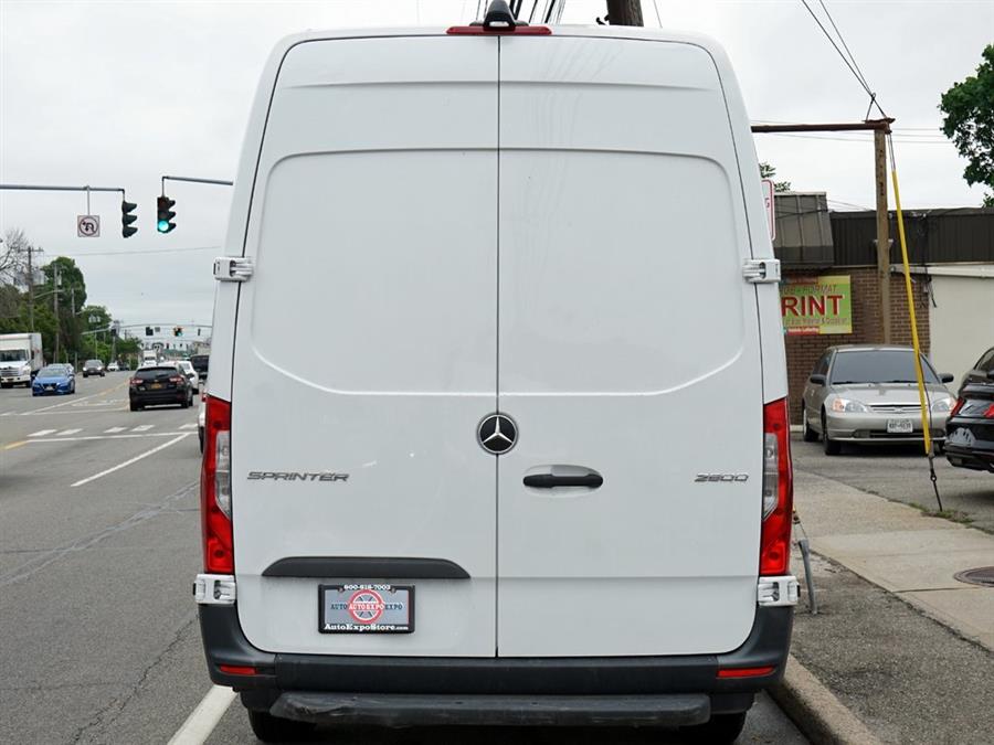 2023 Mercedes-Benz Sprinter 2500 Cargo 170 WB photo