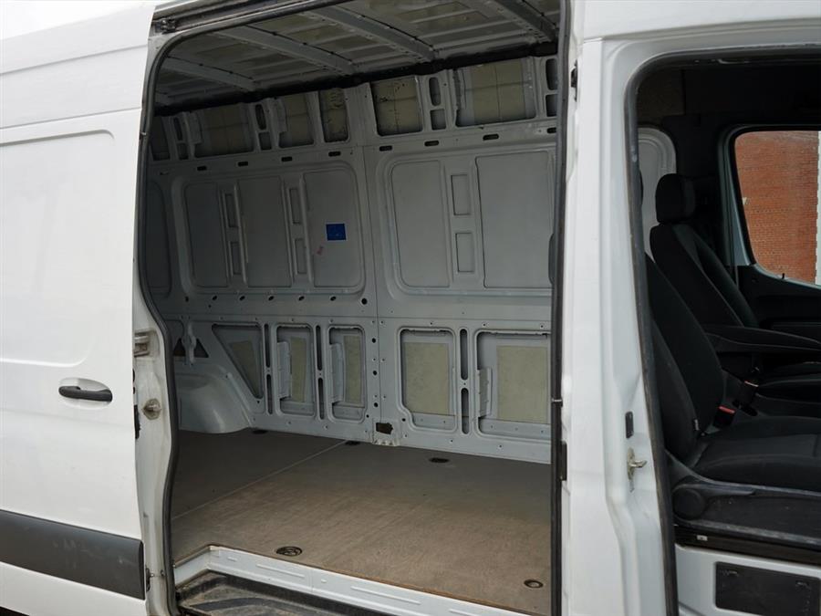 2022 Mercedes-Benz Sprinter 2500 Cargo 170 WB photo