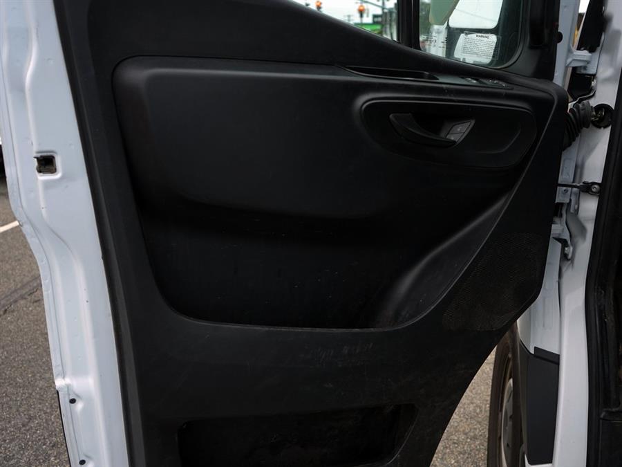 2022 Mercedes-Benz Sprinter 2500 Cargo 170 WB photo