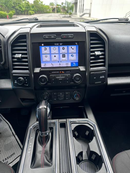 2019 Ford F-150 XLT 4WD SuperCrew 5.5'' Box photo