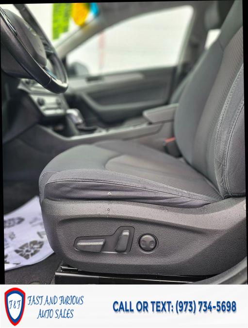2019 Hyundai Sonata SEL Sedan 4D photo