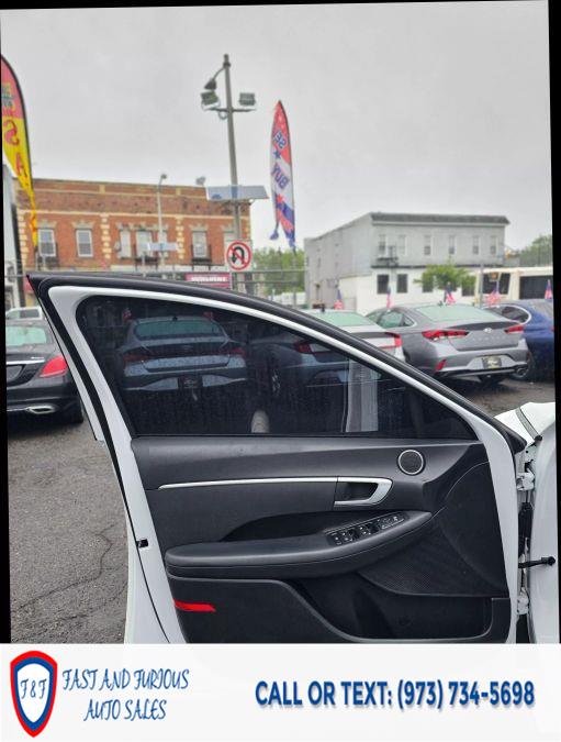 2021 Hyundai Sonata SE Sedan 4D photo