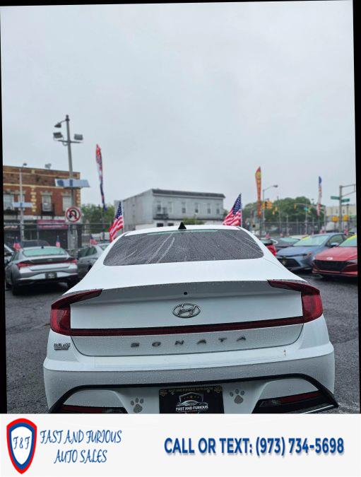 2021 Hyundai Sonata SE Sedan 4D photo
