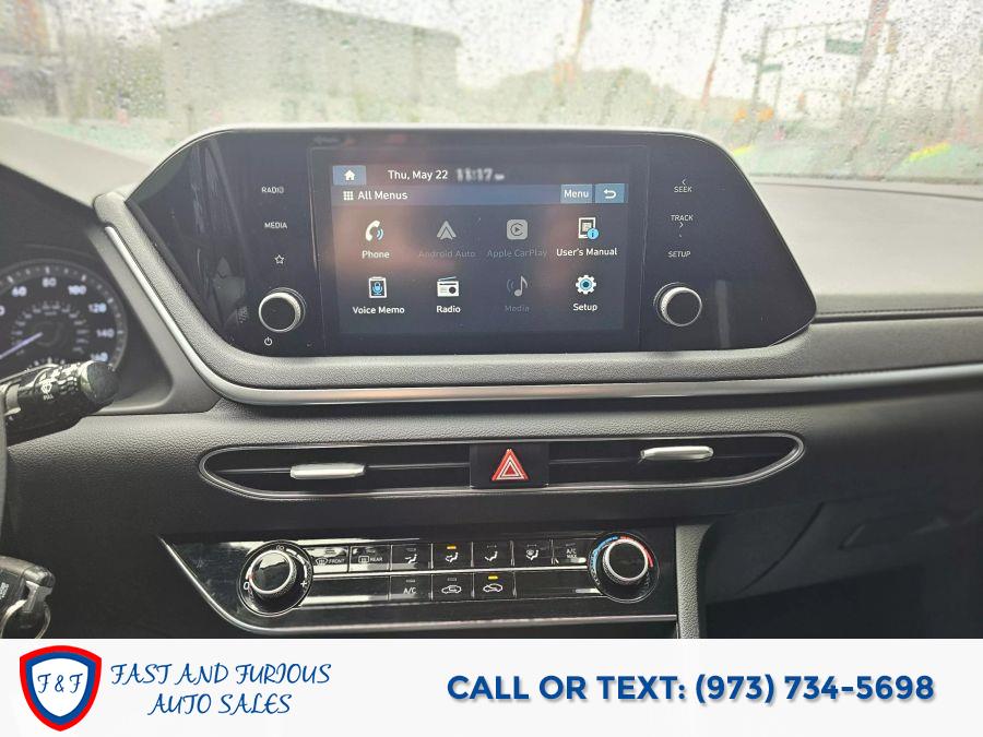 2021 Hyundai Sonata SE Sedan 4D photo