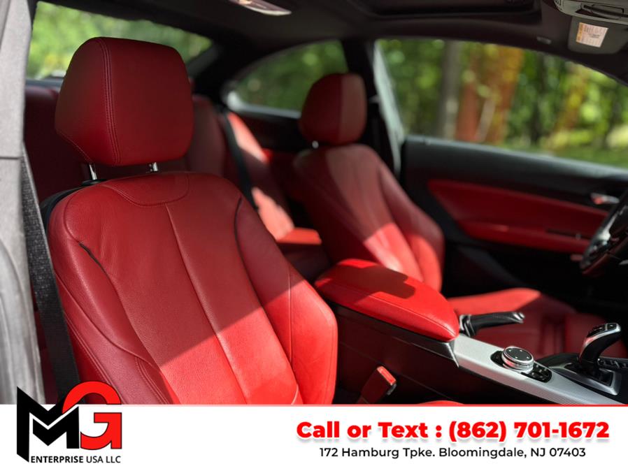 2015 BMW 2 Series 2dr Cpe M235i xDrive AWD photo