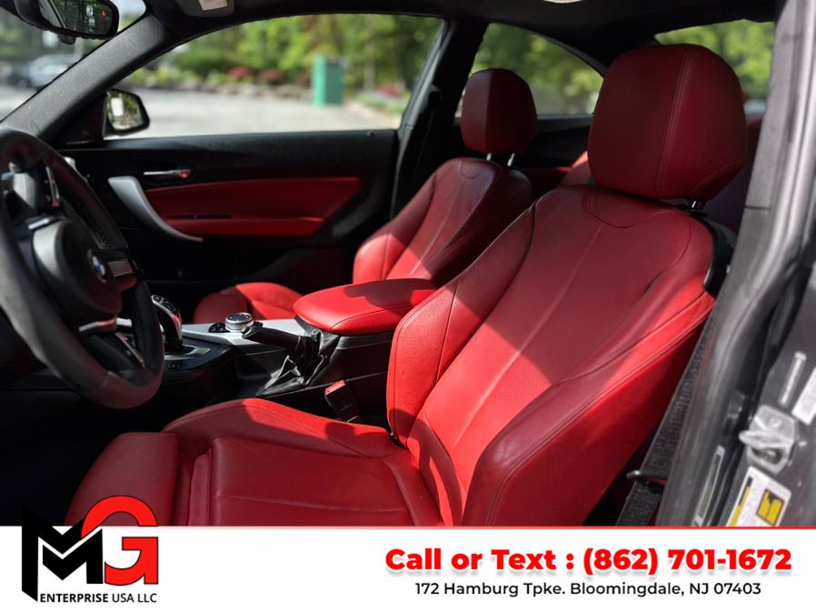 2015 BMW 2 Series 2dr Cpe M235i xDrive AWD photo