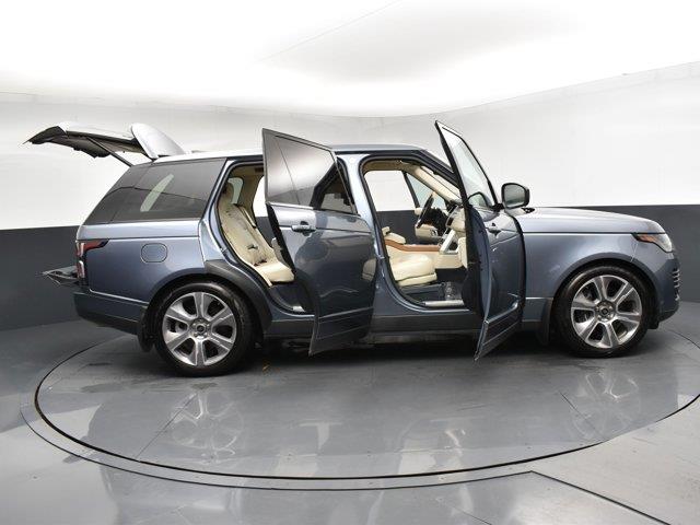 2019 Land Rover Range Rover SC photo