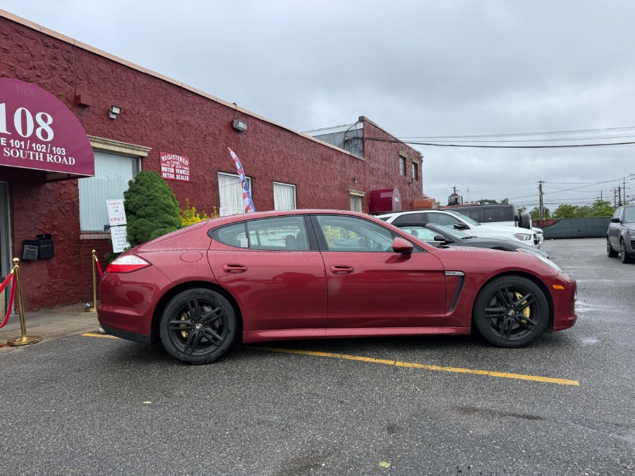 2011 Porsche Panamera photo