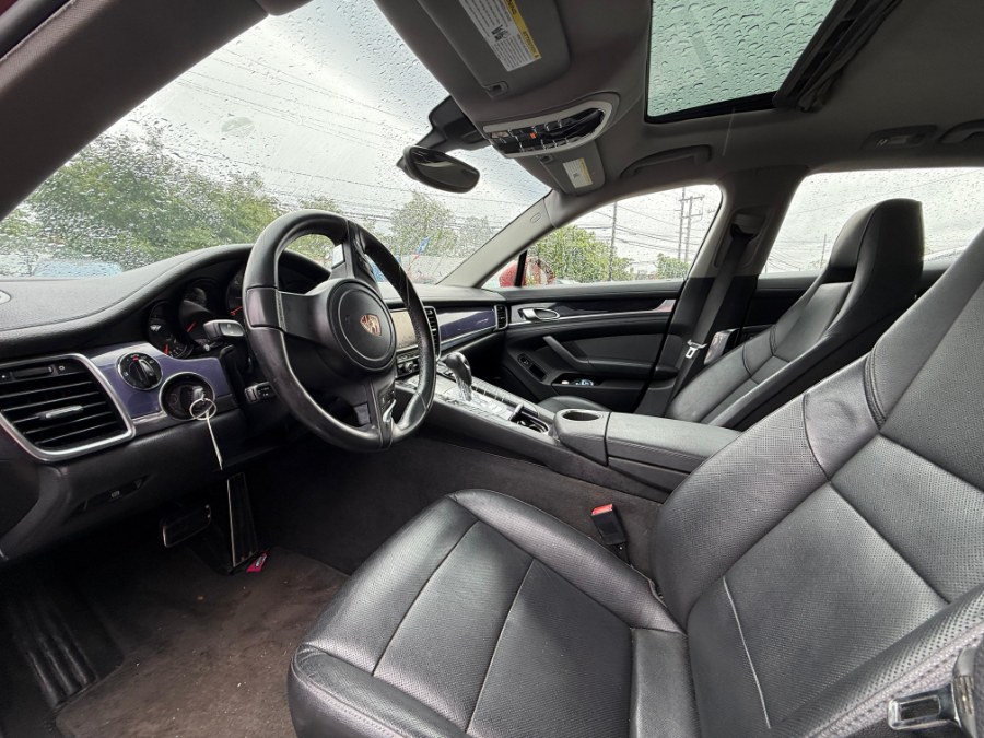 2011 Porsche Panamera photo