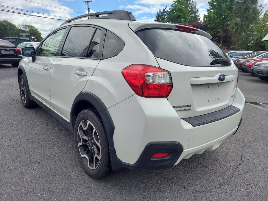 2016 Subaru Crosstrek 5dr CVT 2.0i Premium photo