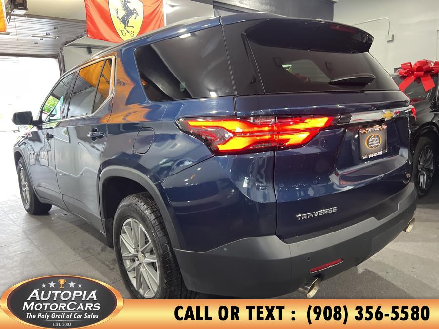 2023 Chevrolet Traverse LT CLOTH photo