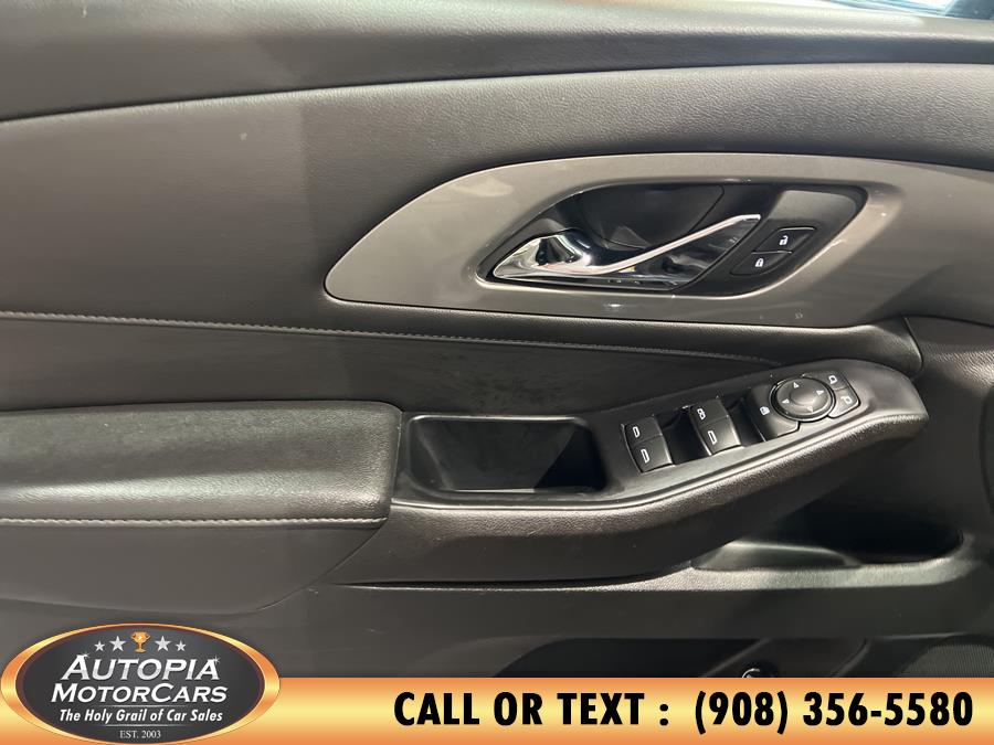 2023 Chevrolet Traverse LT CLOTH photo