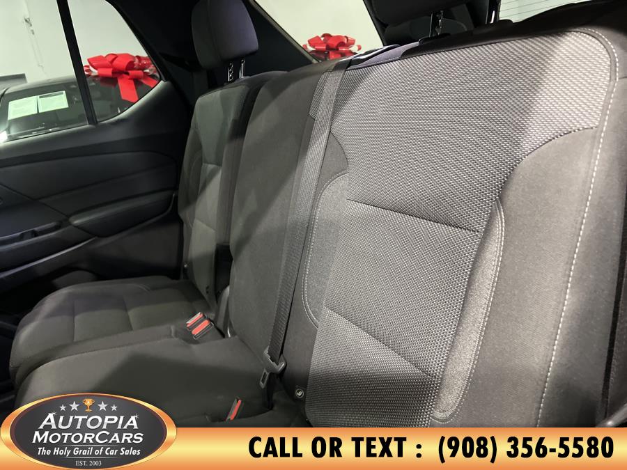 2023 Chevrolet Traverse LT CLOTH photo