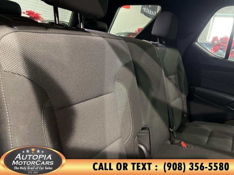 2023 Chevrolet Traverse LT CLOTH photo