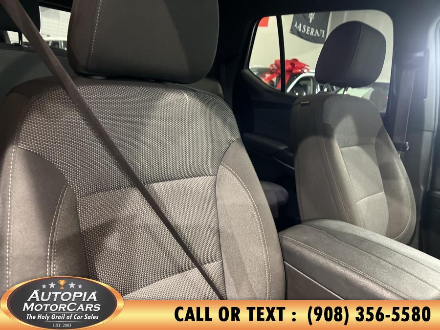 2023 Chevrolet Traverse LT CLOTH photo