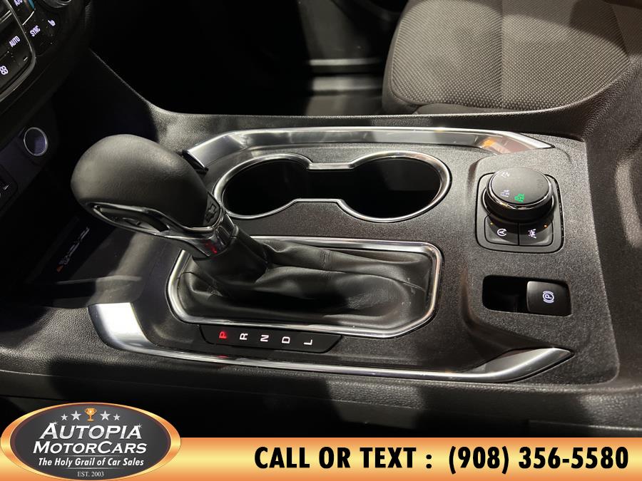 2023 Chevrolet Traverse LT CLOTH photo
