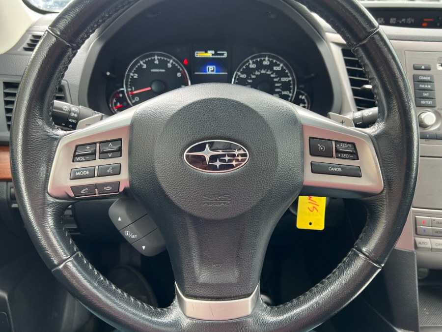 2013 Subaru Outback 2.5i Limited photo