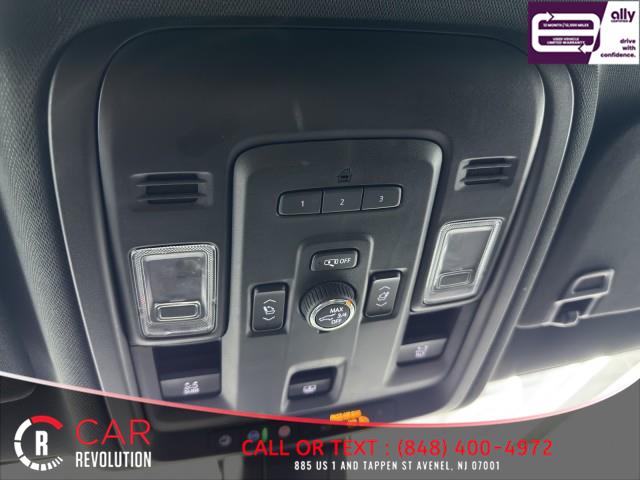 2021 Chevrolet Tahoe High Country 4WD photo
