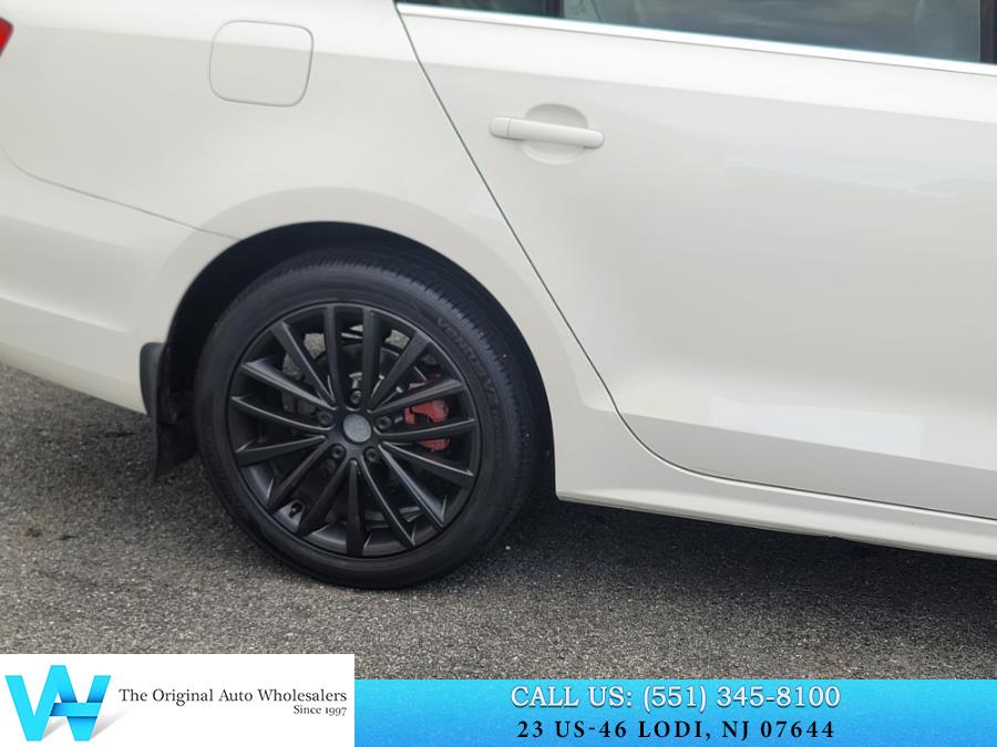 2011 Volkswagen Jetta SEL PZEV photo