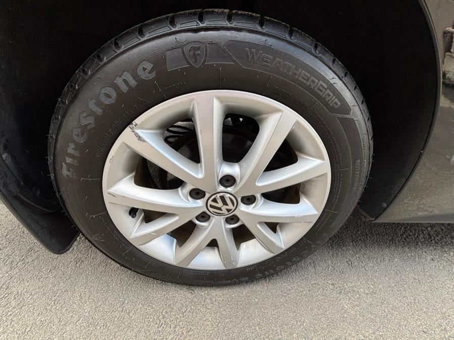 2012 Volkswagen Jetta SE PZEV photo