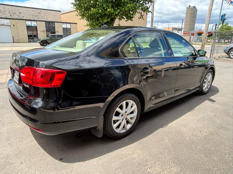 2012 Volkswagen Jetta SE PZEV photo