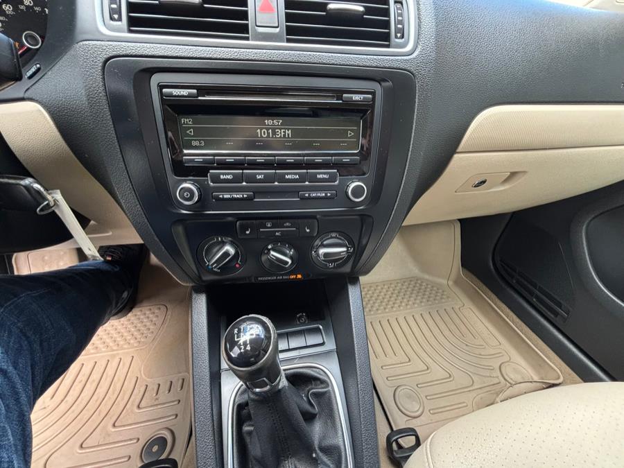 2012 Volkswagen Jetta SE PZEV photo